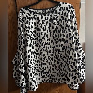 Black and White Leopard Print Women's Top